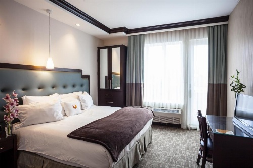 Condor Hotel by LuxUrban, Trademark Collection by Wyndham image 35